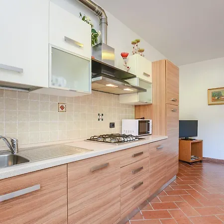 Apartman Andrea 5 *